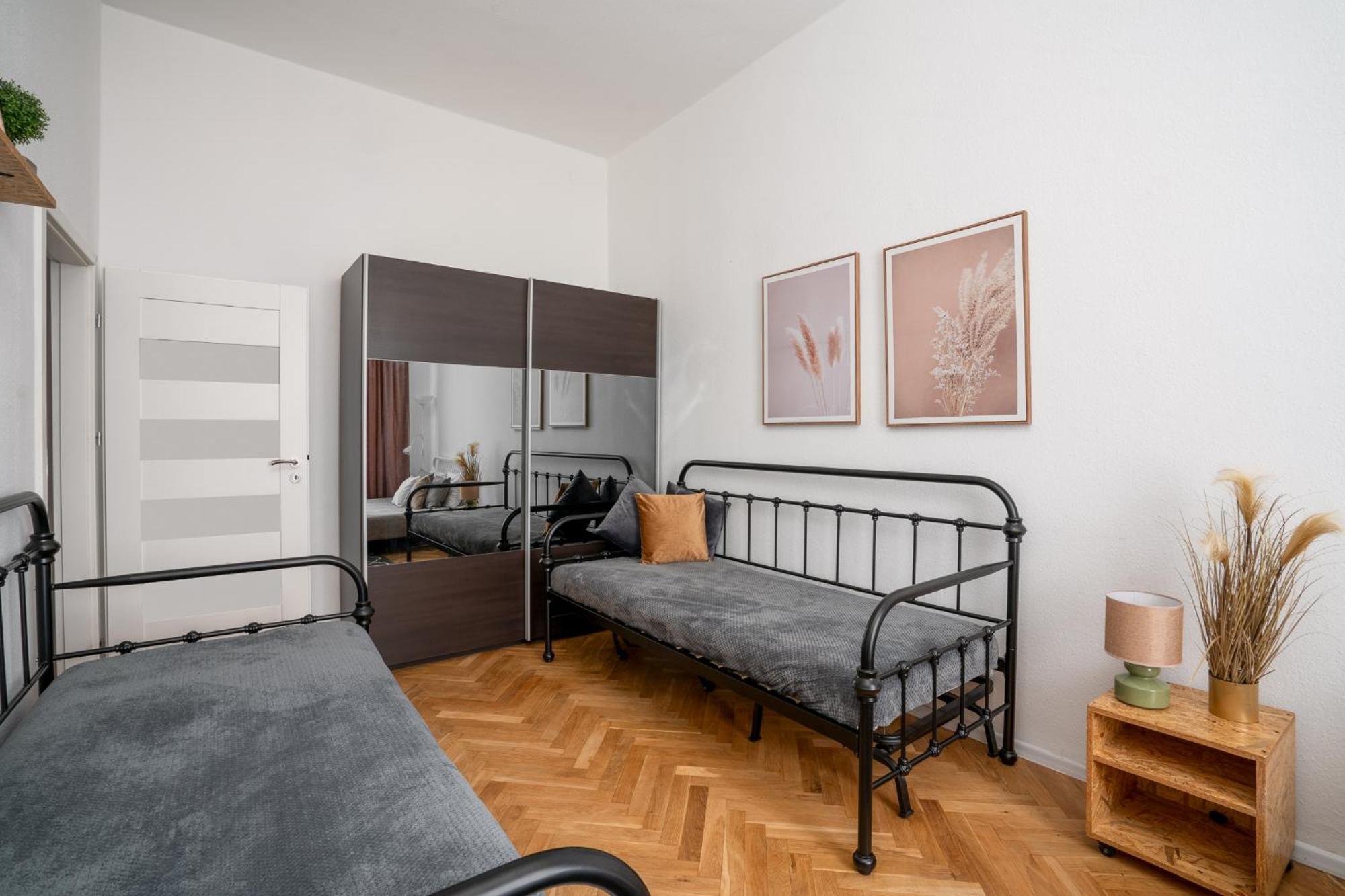 A.S. Home Swidnicka Street Wroclaw Exterior photo